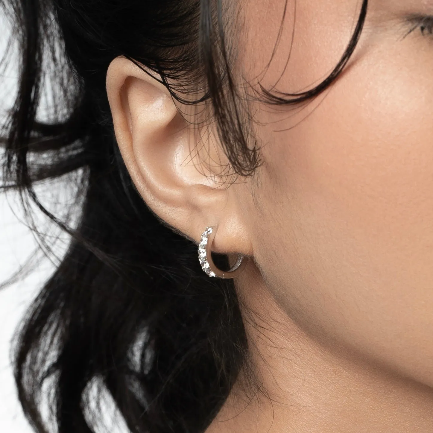 Chiara Classic Hoop Earring