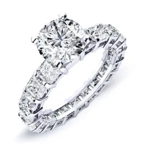 Crisantha - Round Moissanite Engagement Ring