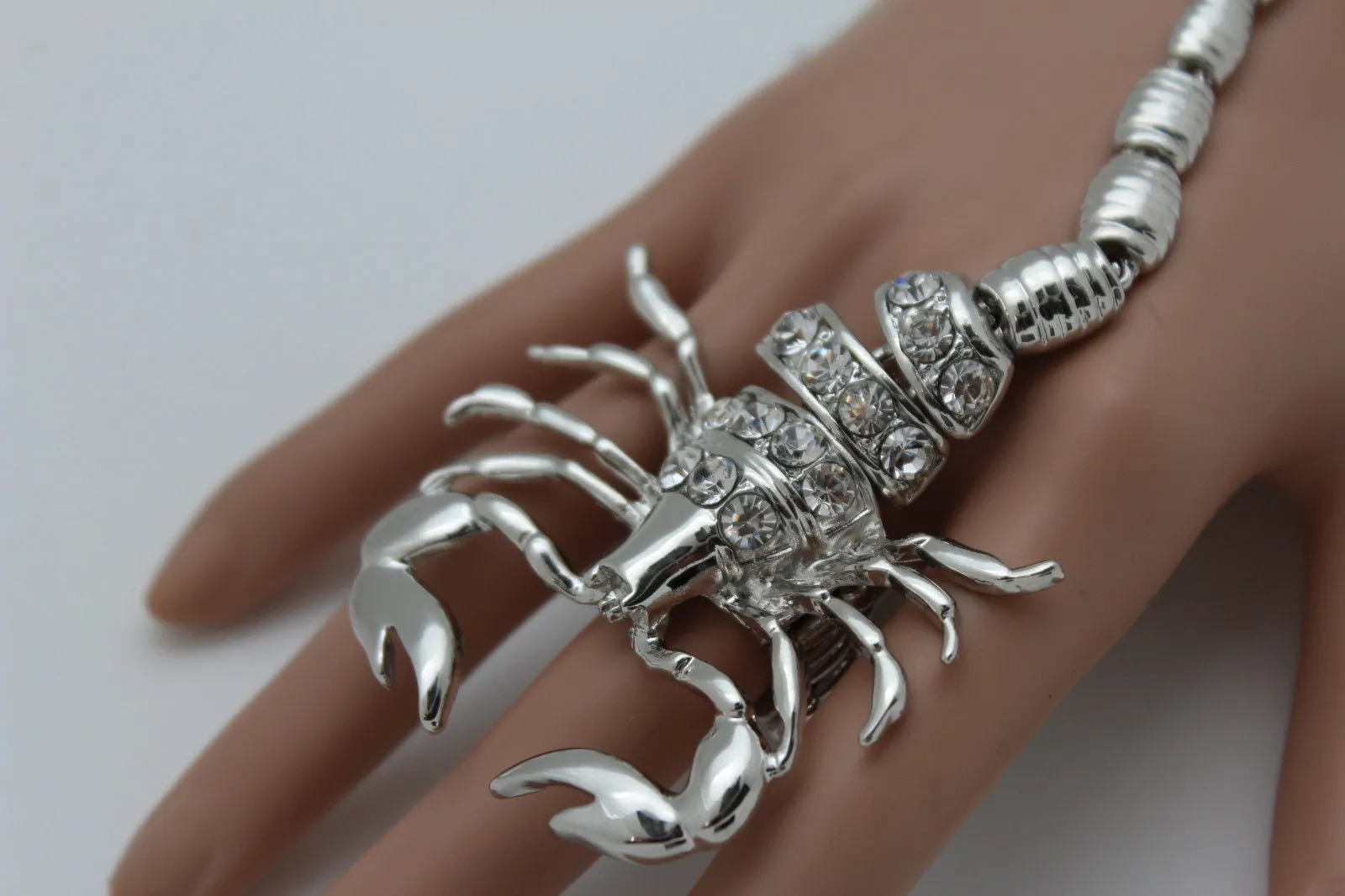 Gold Silver Metal Hand Chain Bracelet Connected Finger Ring Rhinestones Long Scorpion