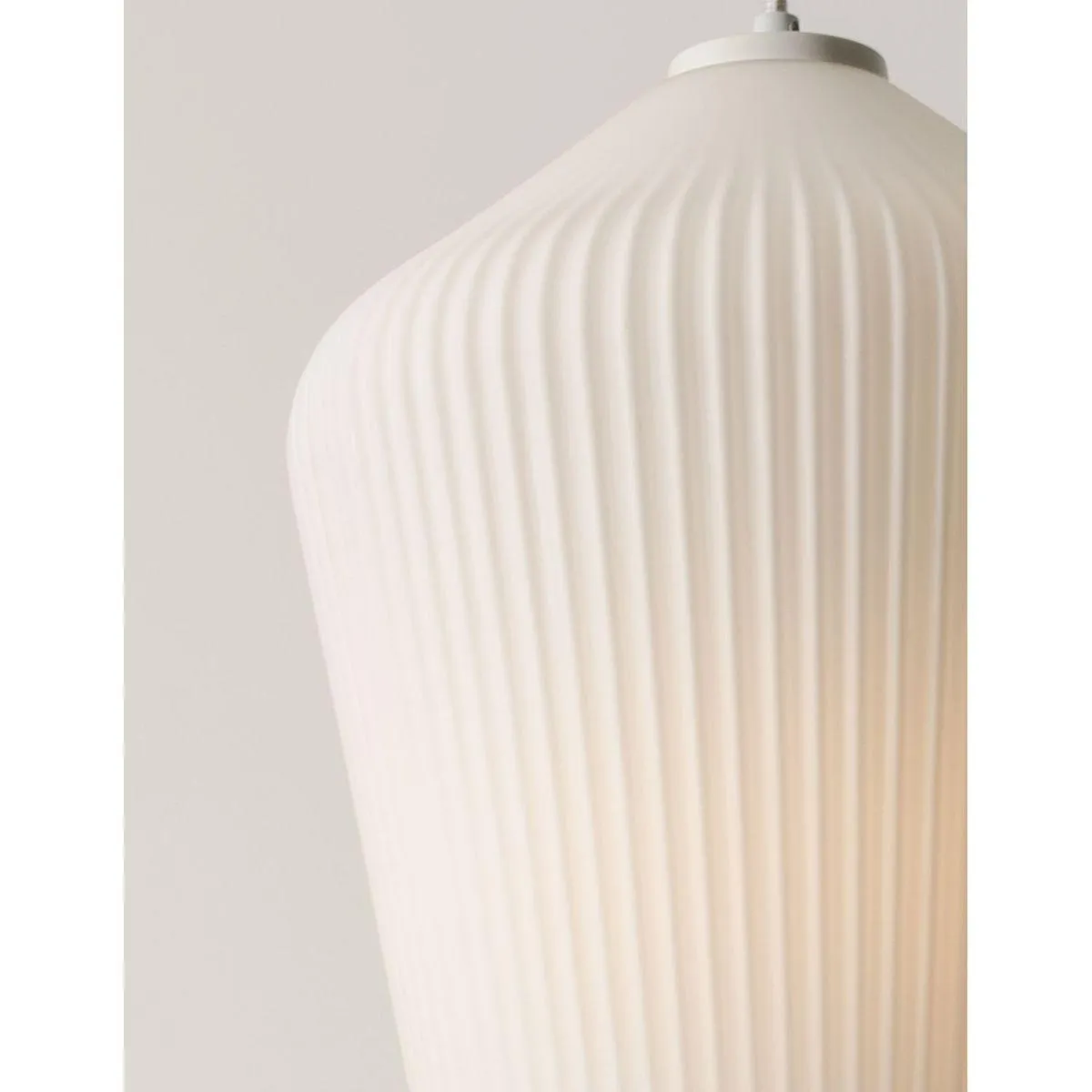 Lola 24 in. 3 Lights Pendant Light White Finish