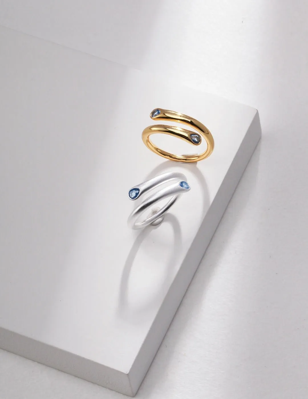 Minimalist Line Sapphire Ring