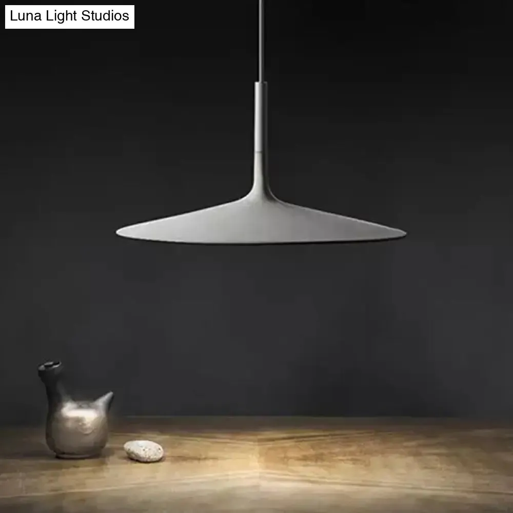 Minimalistic LED Hanging Pendant Light with Flying Saucer Design - Ideal for Restaurant Ceilings