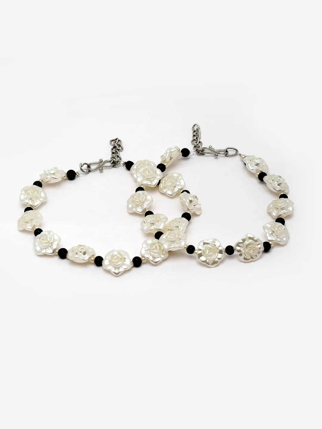 Set Of 2 Silver-Plated Black & White Floral Shaped Beaded Handcrafted Anklets