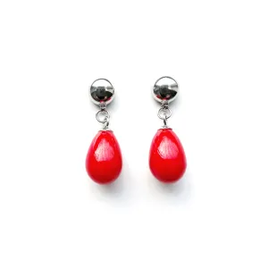 Ti-Go Red pearl earrings